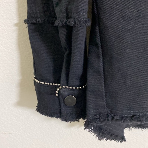 New! NWOT Casual Frayed Black Denim Jacket Studded Fringe - Picture 5 of 10